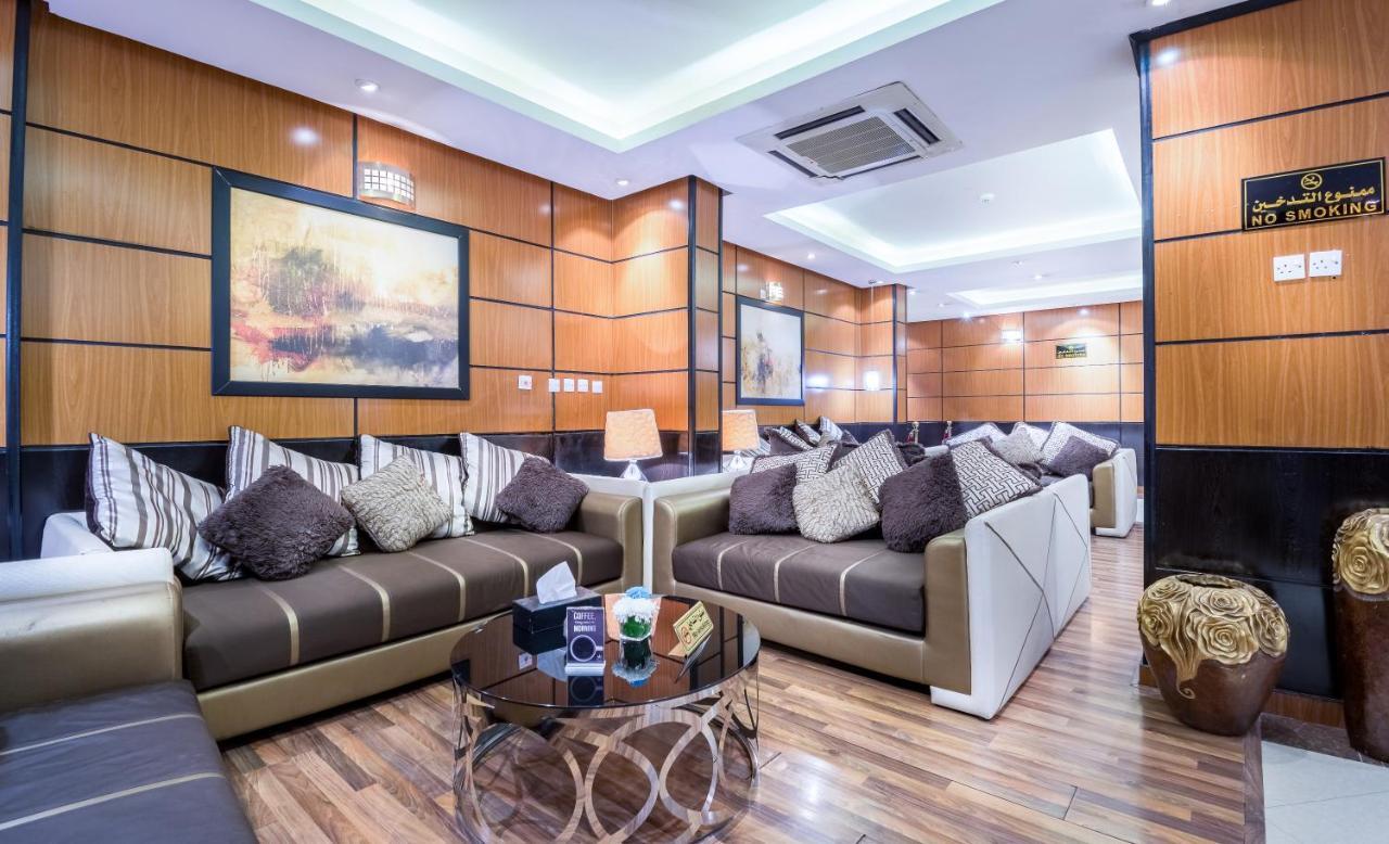 Al Muhaidb Al Takhassosi Abaqrino Riyadh Exterior photo
